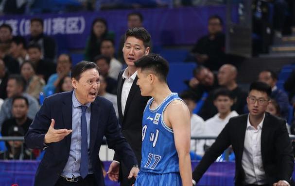 球员与教练