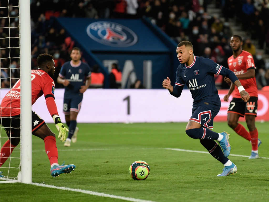 对足球比赛 对足球比赛